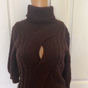 Moda International brown cable knit 3/4 sleeve turtleneck  w keyhole opening M
